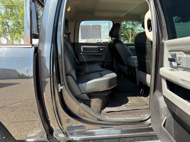 2018 RAM 1500 SLT