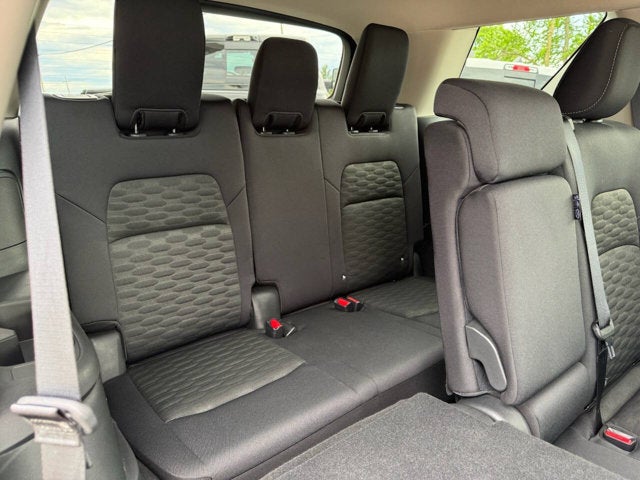2024 Nissan Pathfinder SV FWD